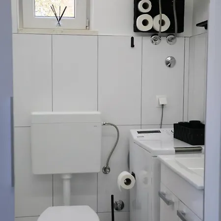 Seba Apartman *